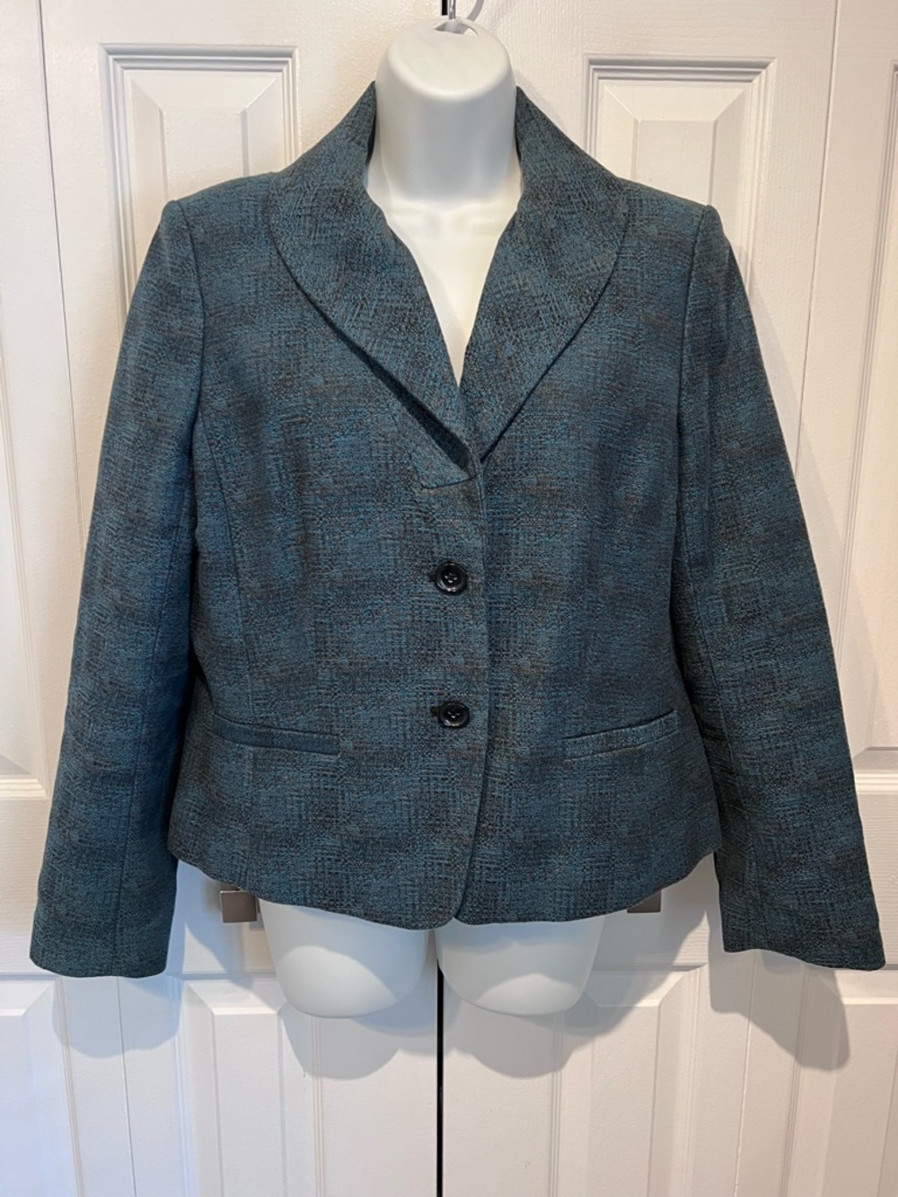 Ann Taylor Blueish‎ Green Hints of Purple 2 Button Closure Lined Blazer Size 14P